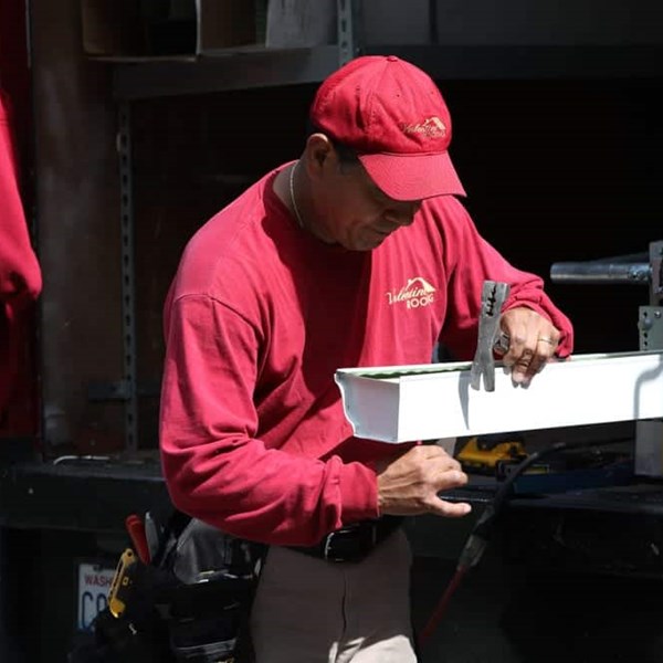 rain gutter - valentine roofing - seamless aluminum gutter system