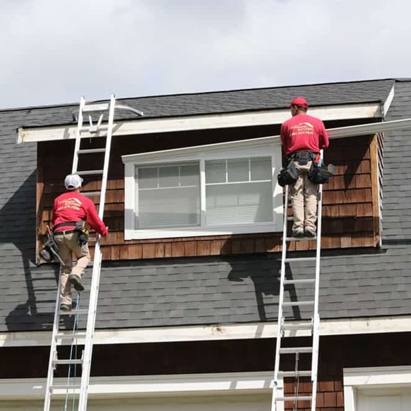 rain gutter - valentine roofing - seamless aluminum gutter system