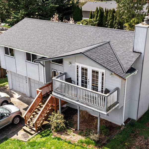 Onyx Black Owens Corning Duration Shingles on Lake Stevens Washington Home